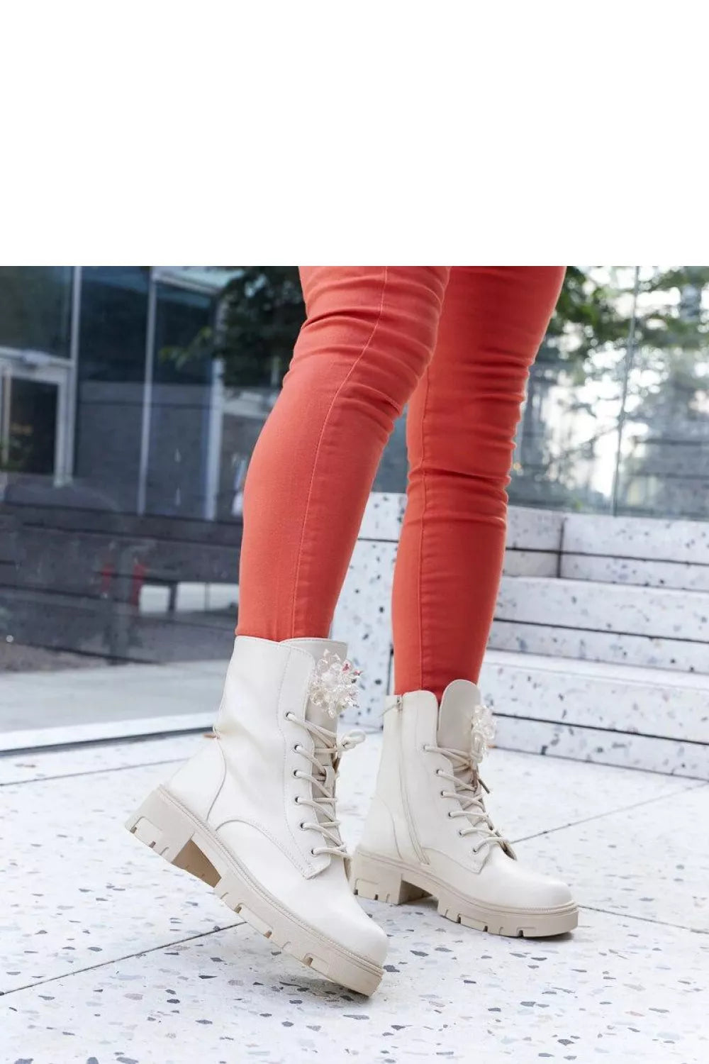 Batai, modelis 205782 Solea