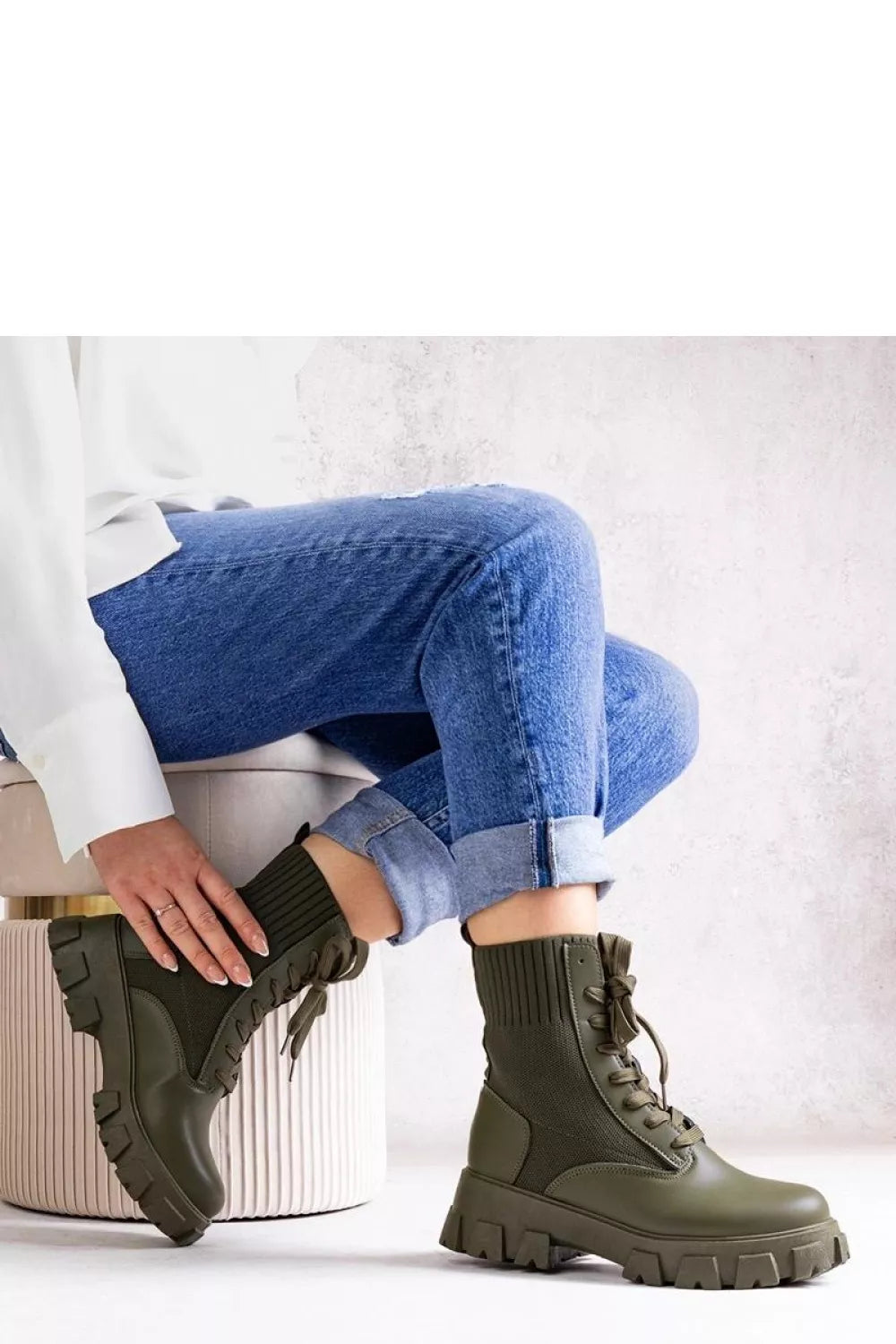 Batai, modelis 205807 Solea