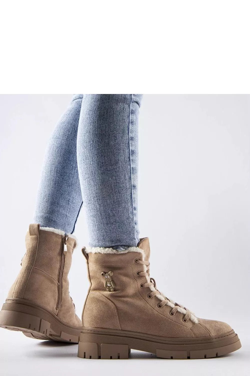 Batai, modelis 205814 „Solea“