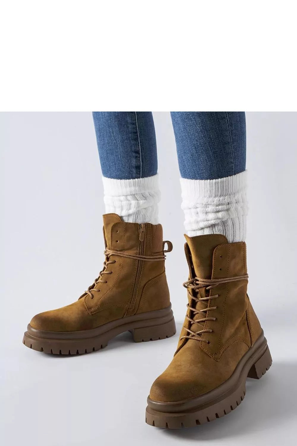 Batai, modelis 205838 Solea