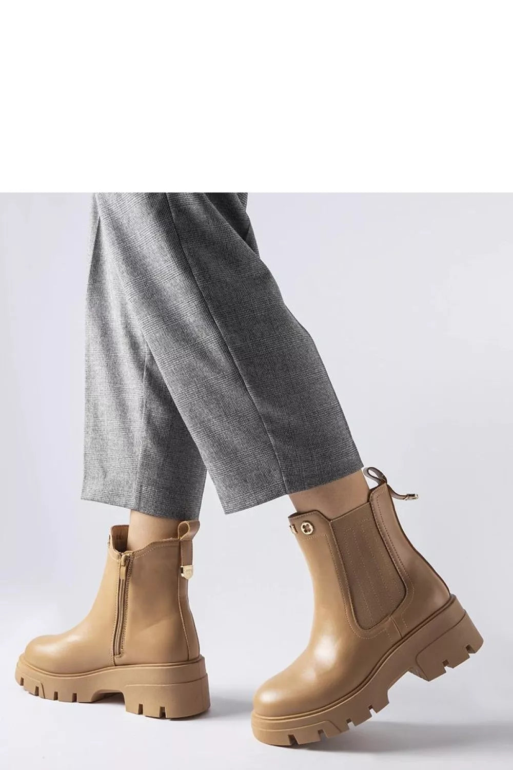 Batai, modelis 205850 Solea