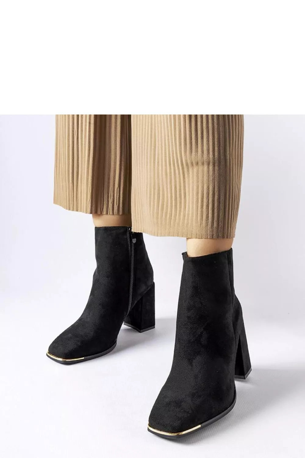 Auliukiniai batai, modelis 205866 Solea