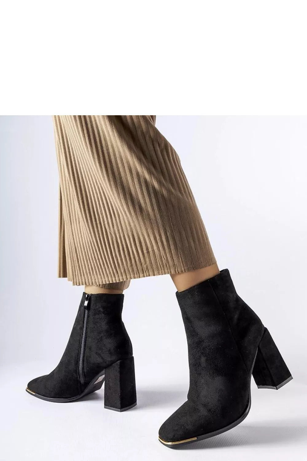 Auliukiniai batai, modelis 205866 Solea