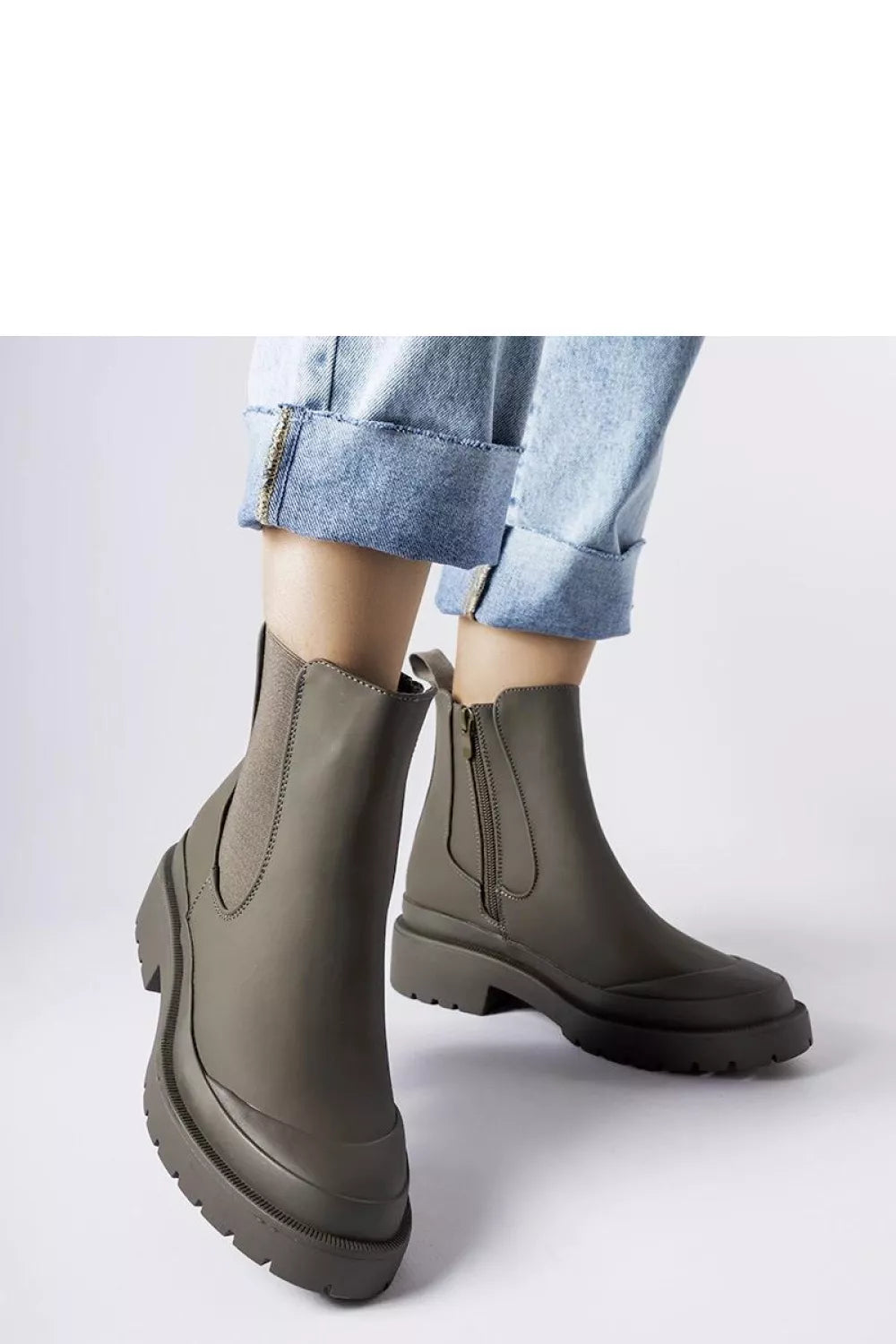 Batai, modelis 205868 Solea