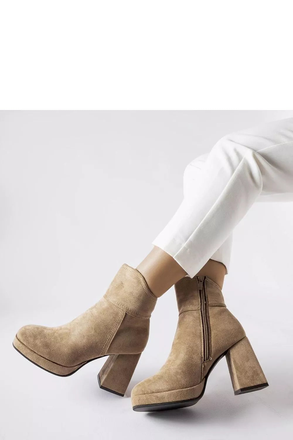 Auliukiniai batai, modelis 205870, „Solea“