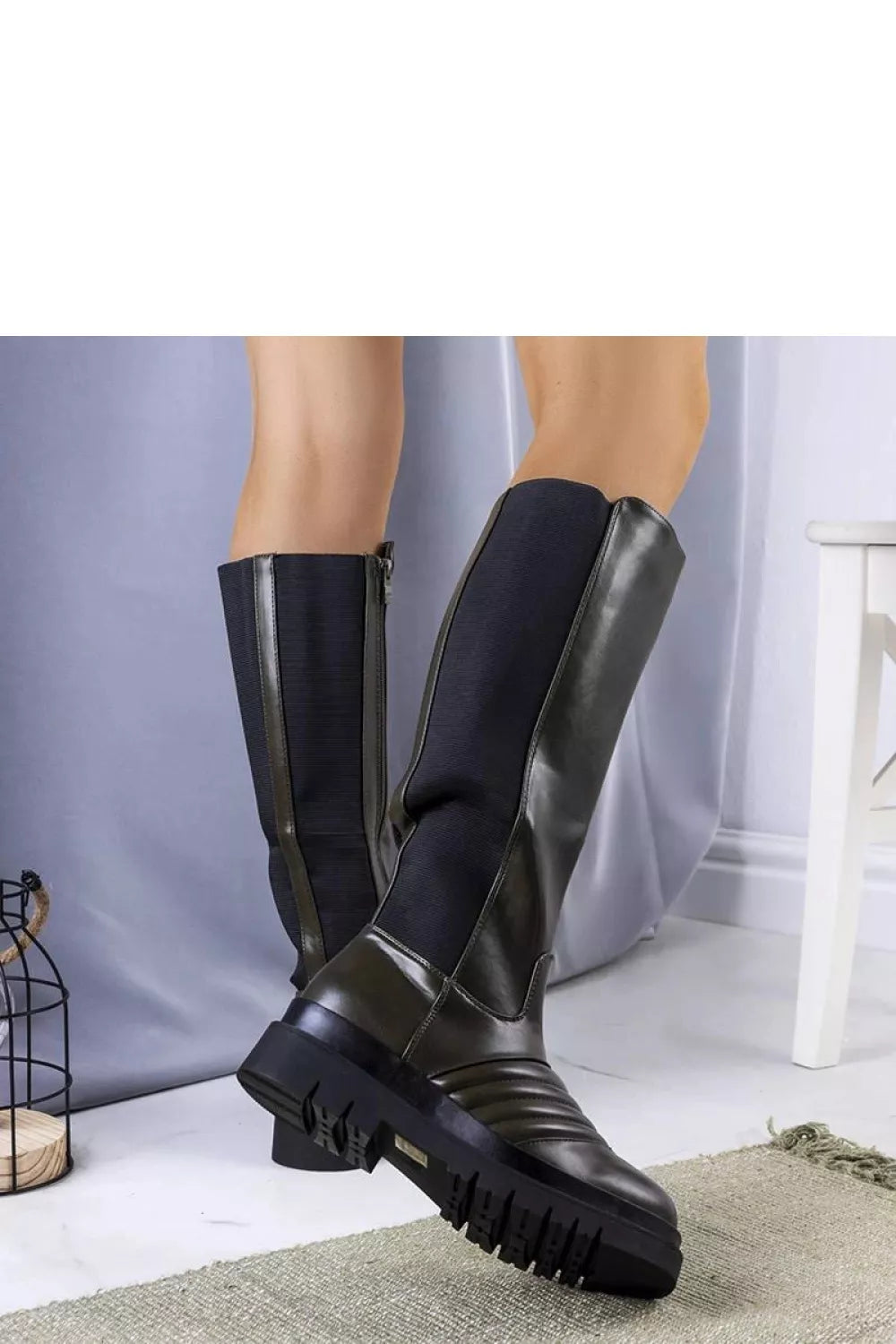 Aukštakulniai batai modelis 205890 Solea