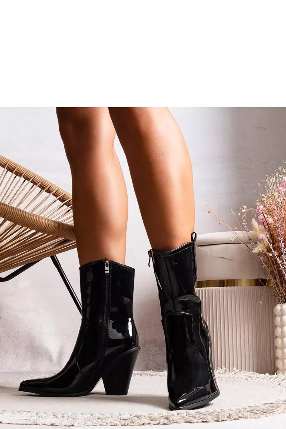 Auliniai batai su kulnais, modelis 205891 Solea