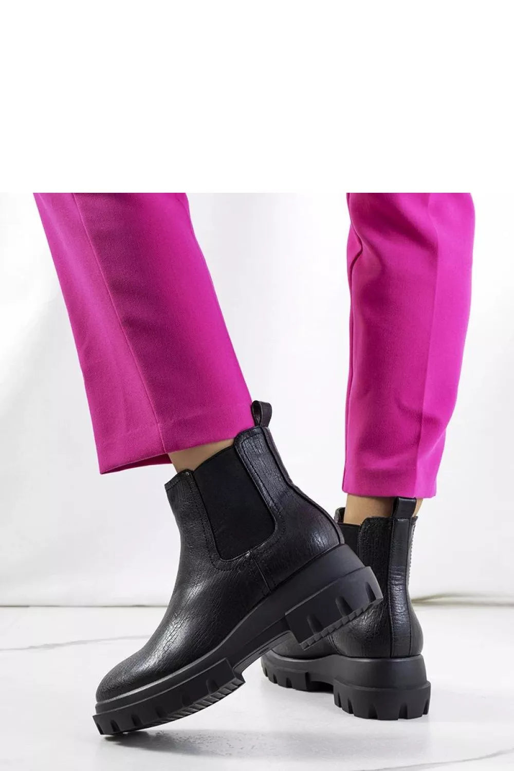 Batai, modelis 205900 Solea