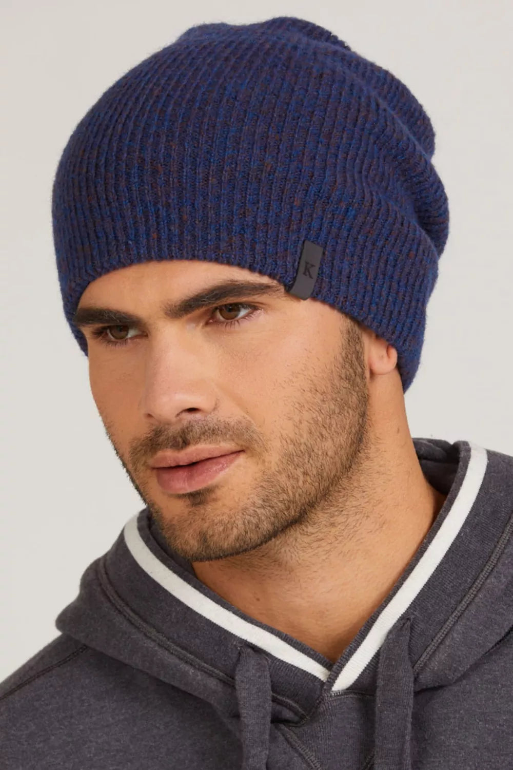 Kepurė modelis 205641 Kamea