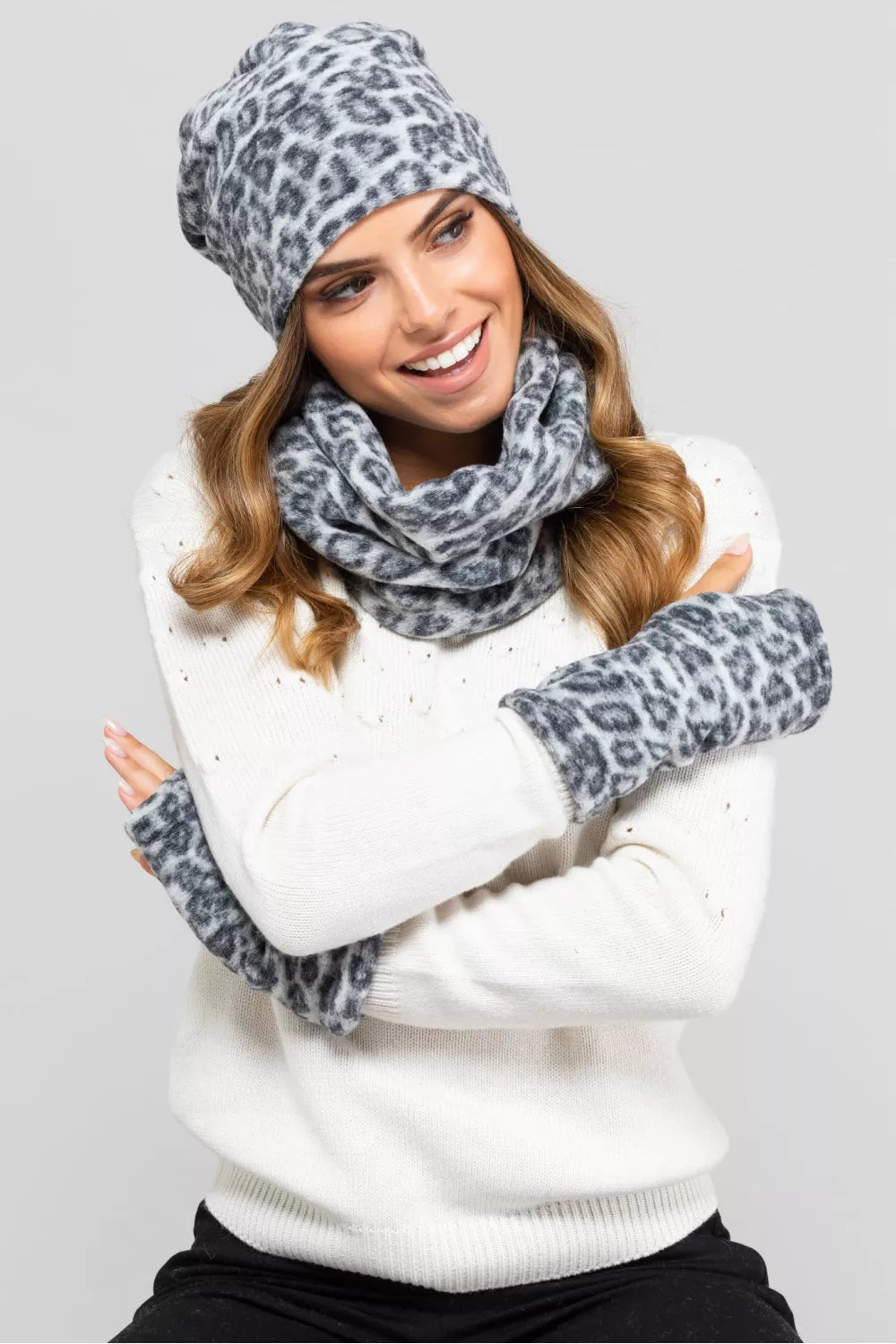 Pirštinės, modelis 205729, Kamea