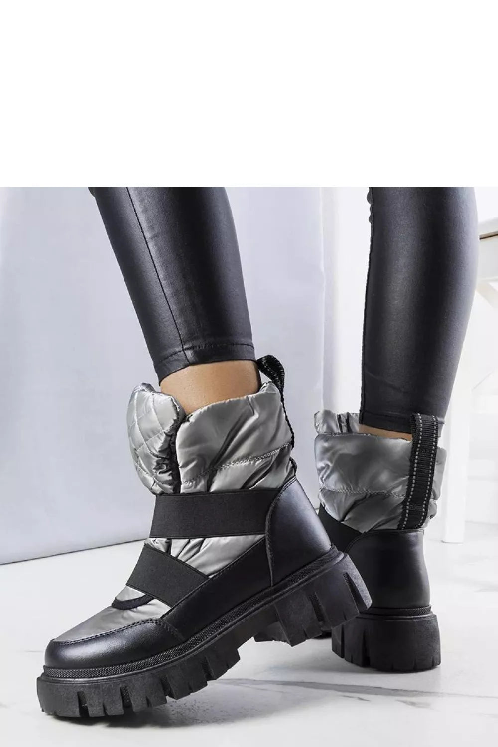 Batai, modelis 206423 Solea