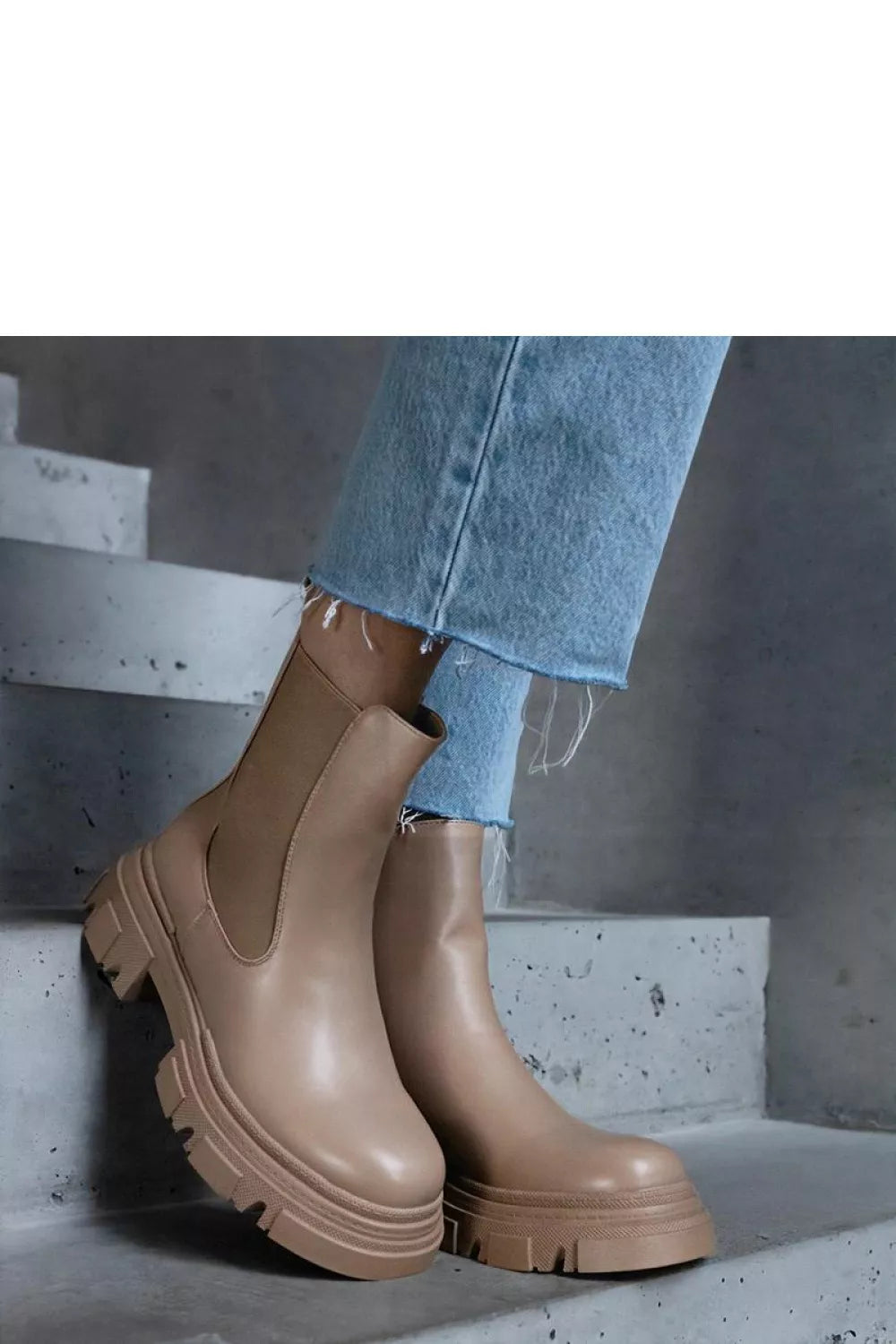 Batai, modelis 206426 Solea