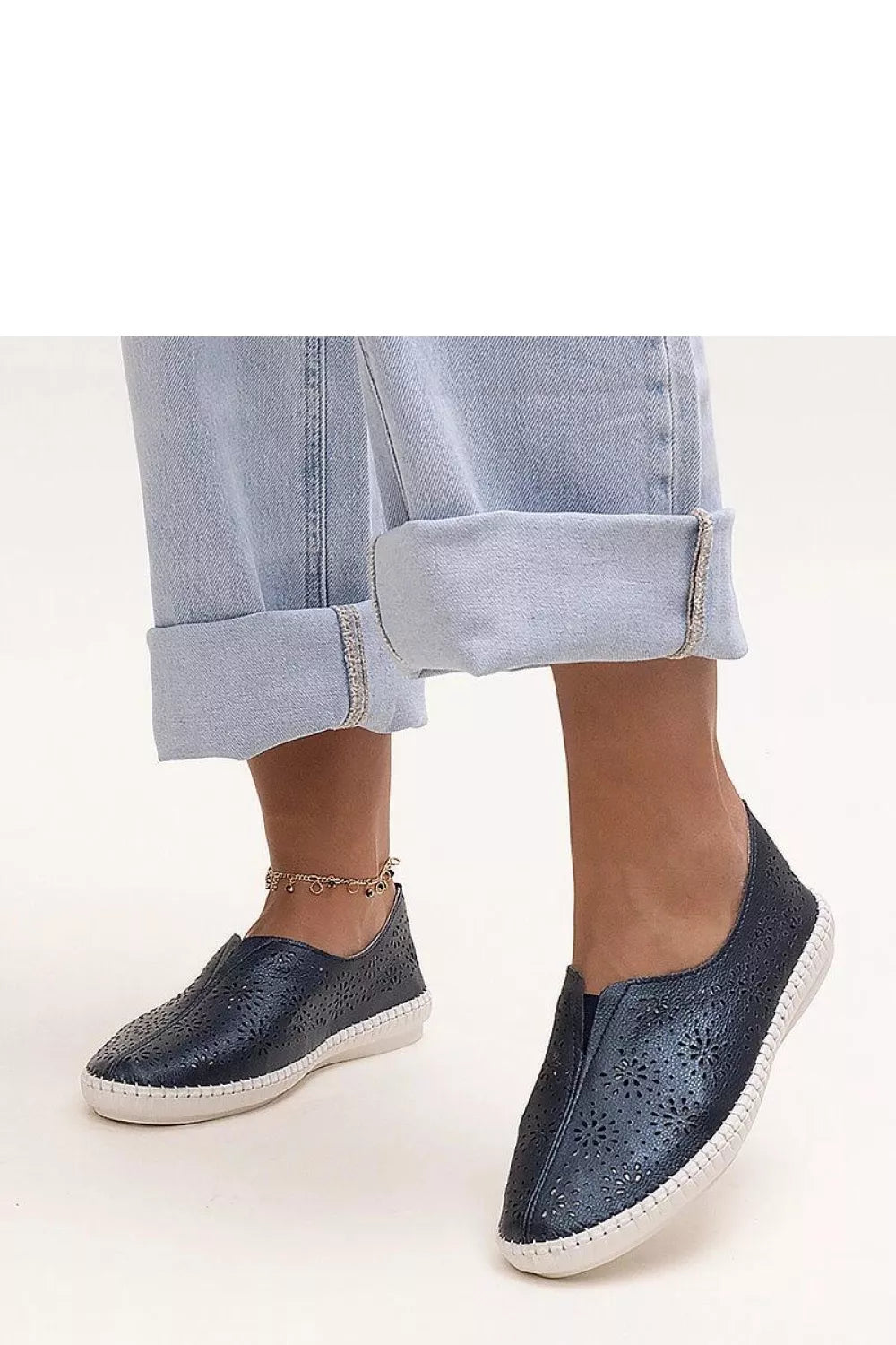 Pusbačiai, modelis 206454 Solea