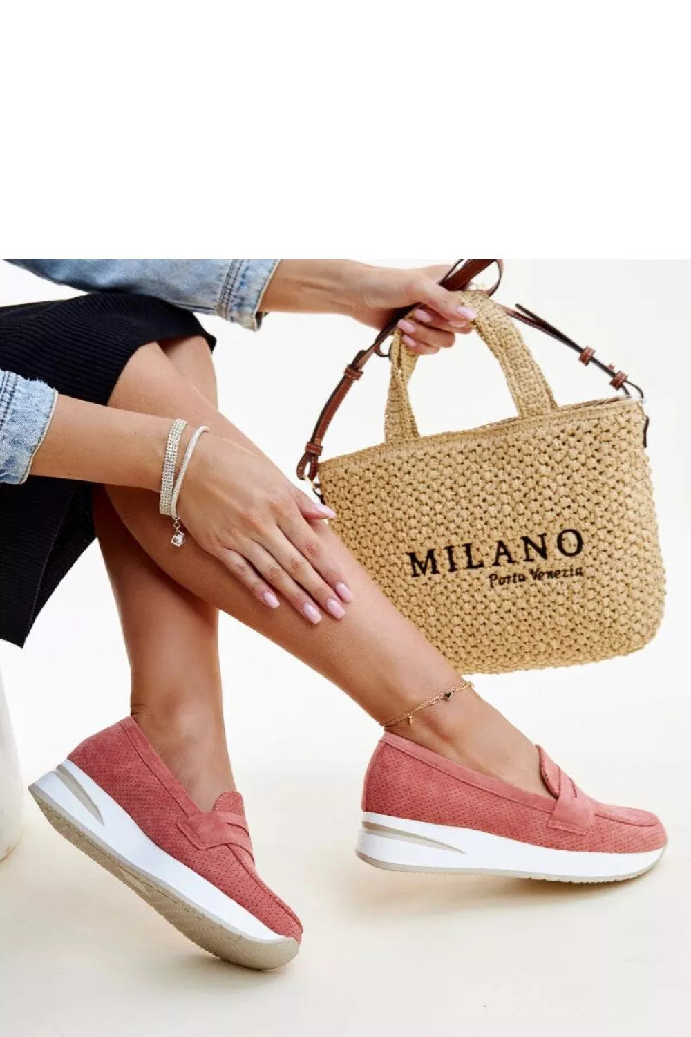 Pusbačiai, modelis 206455 Solea