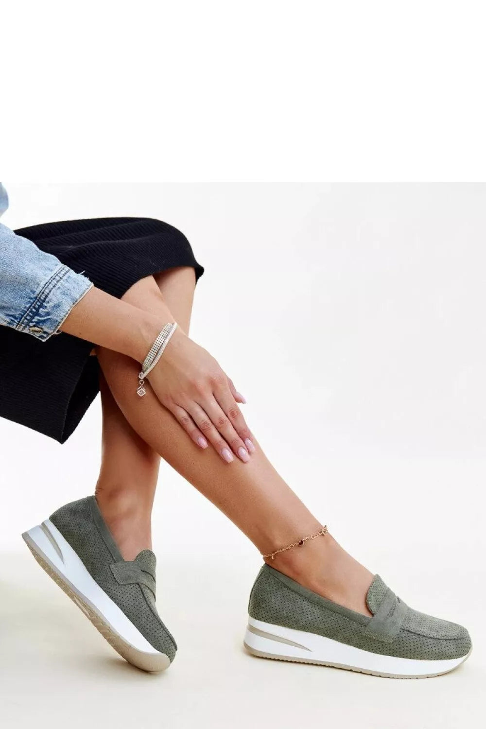 Pusbačiai, modelis 206456 Soleà