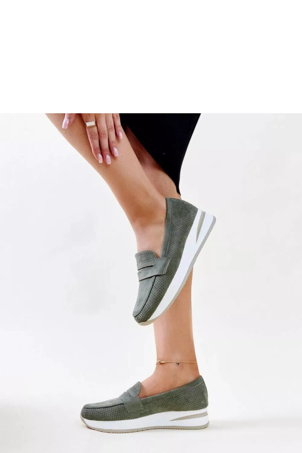 Pusbačiai, modelis 206456 Soleà