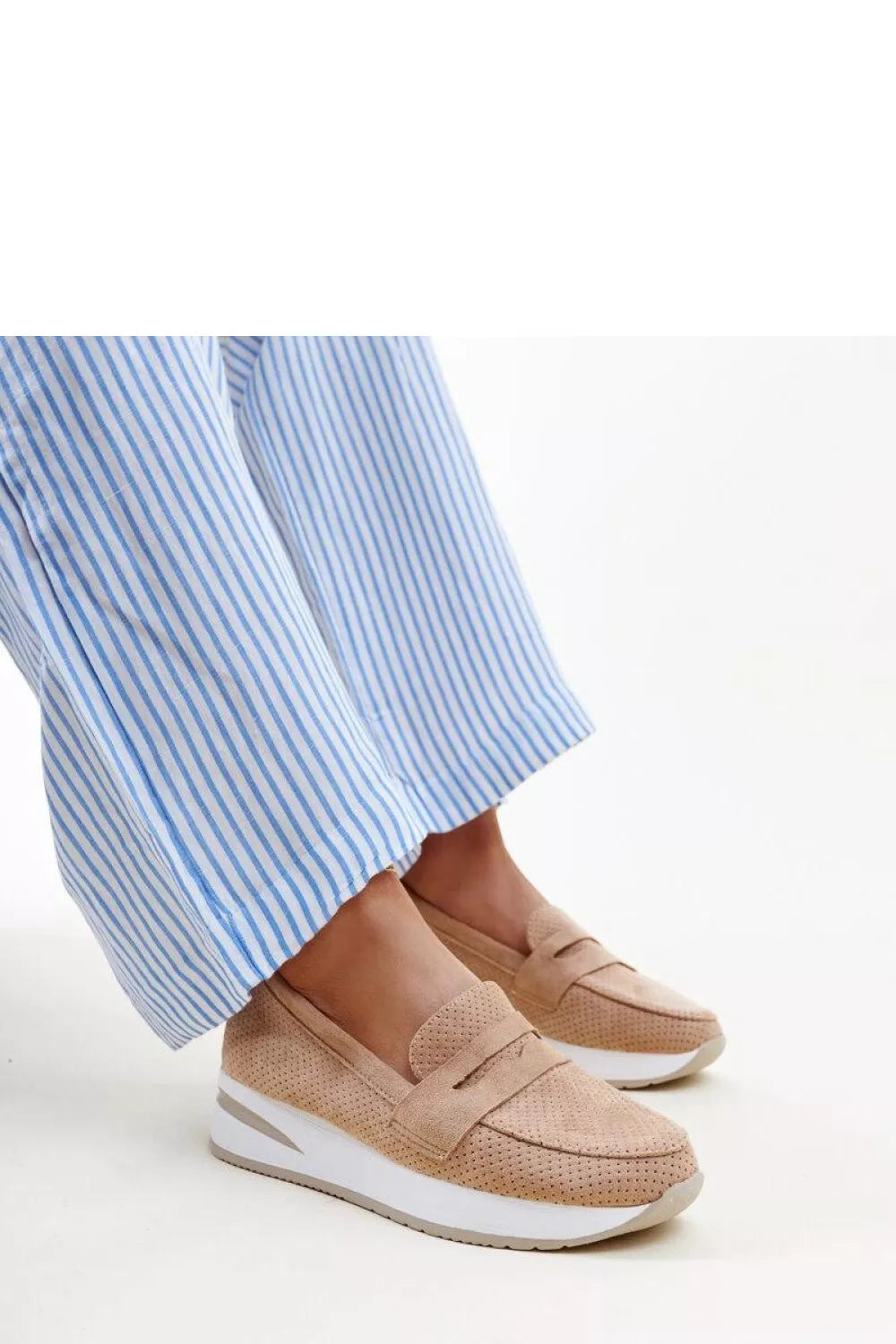 Pusbačiai, modelis 206457 Solea