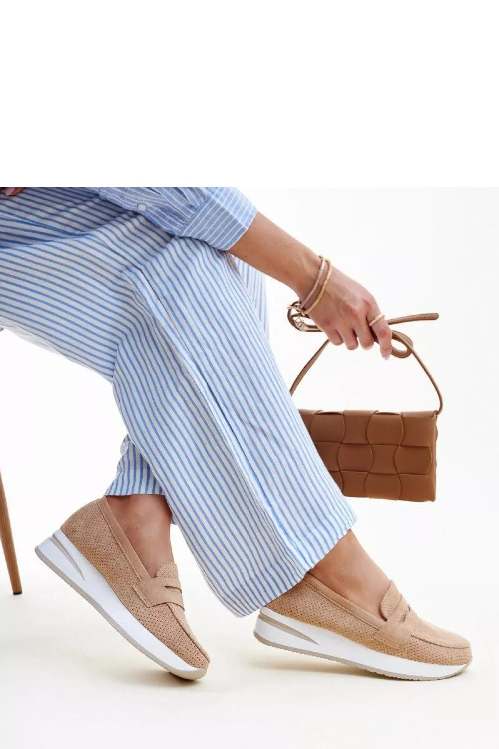 Pusbačiai, modelis 206457 Solea