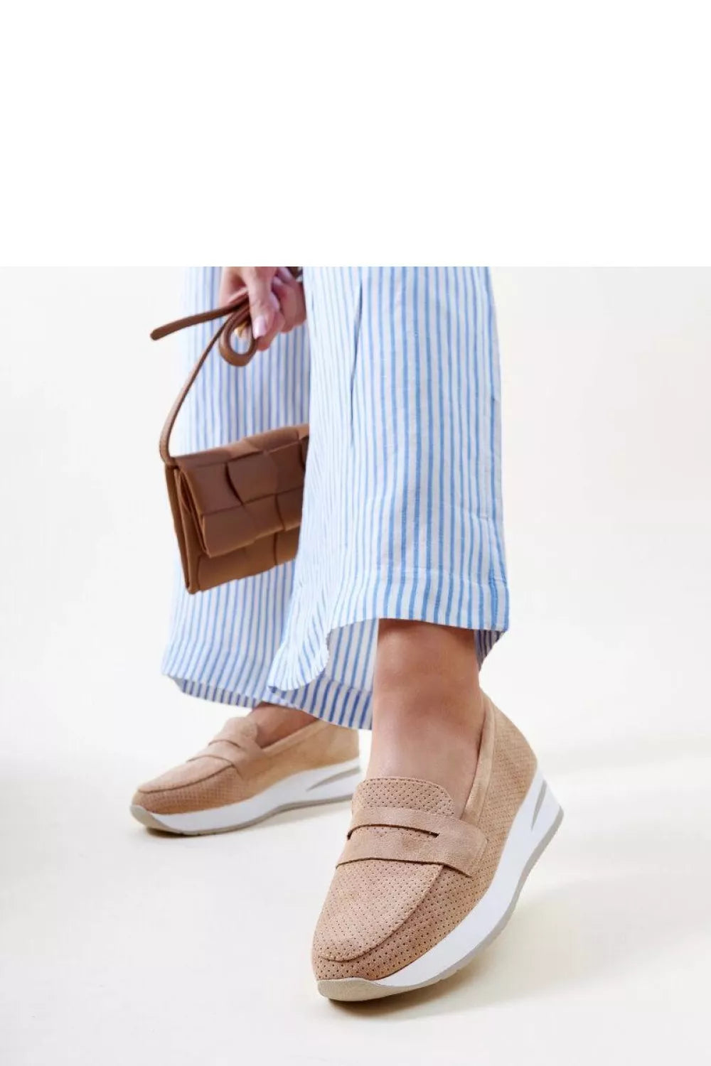 Pusbačiai, modelis 206457 Solea