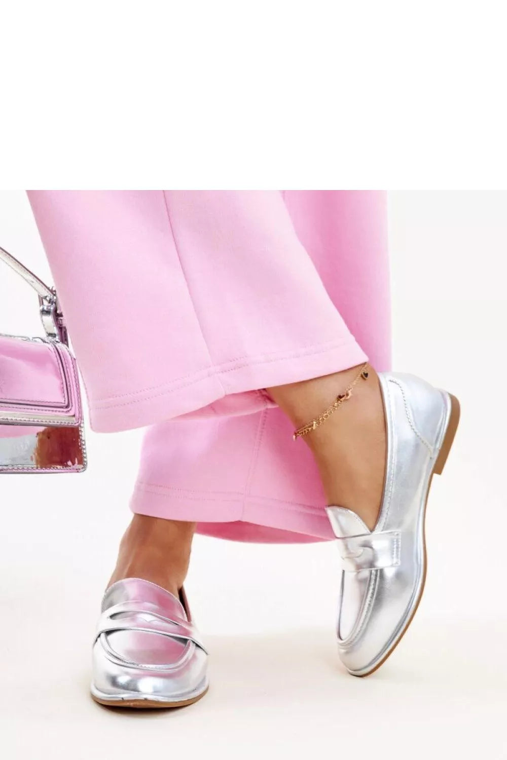 Pusbačiai, modelis 206459 Solea