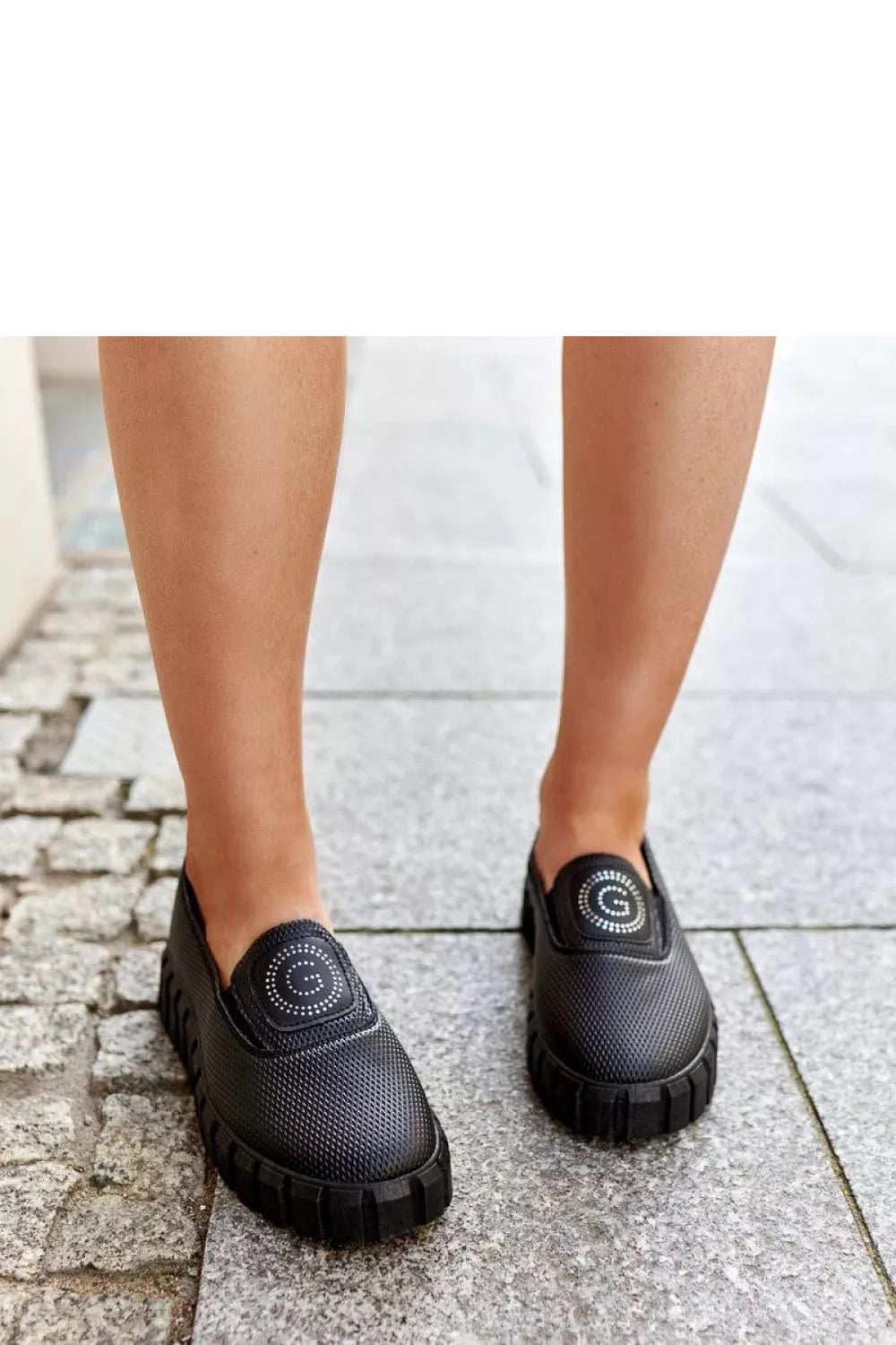 Pusbačiai, modelis 206460 Solea