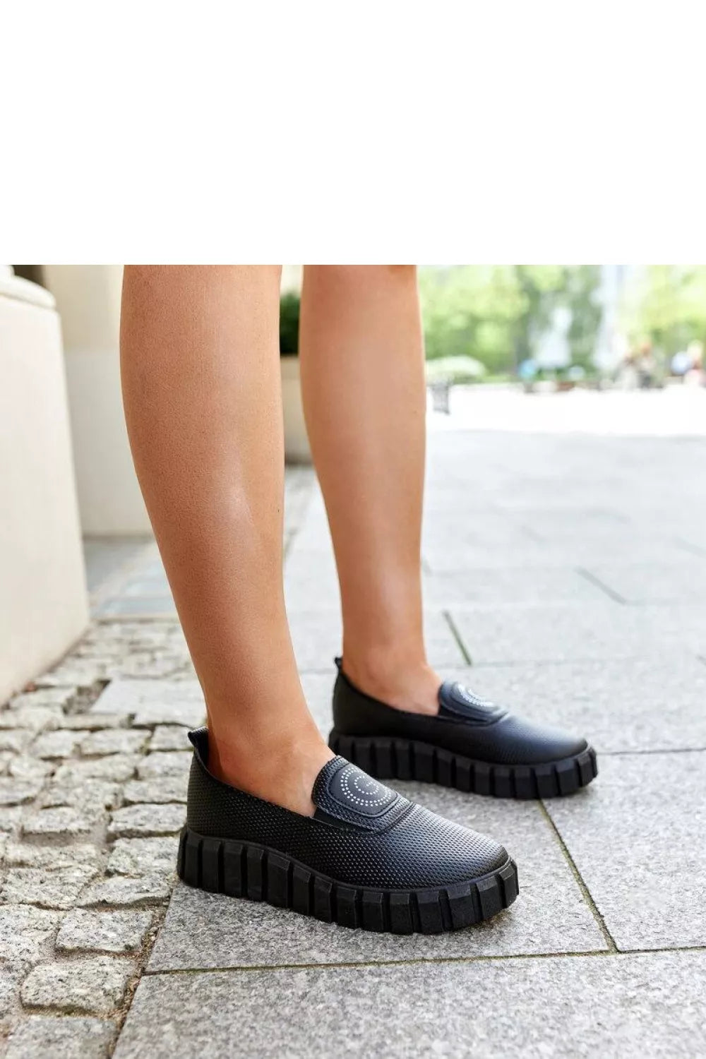 Pusbačiai, modelis 206460 Solea