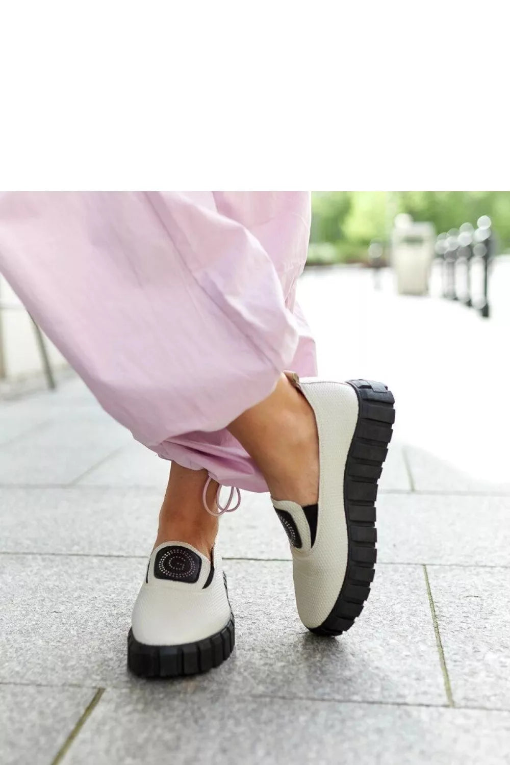 Pusbačiai, modelis 206461, Solea