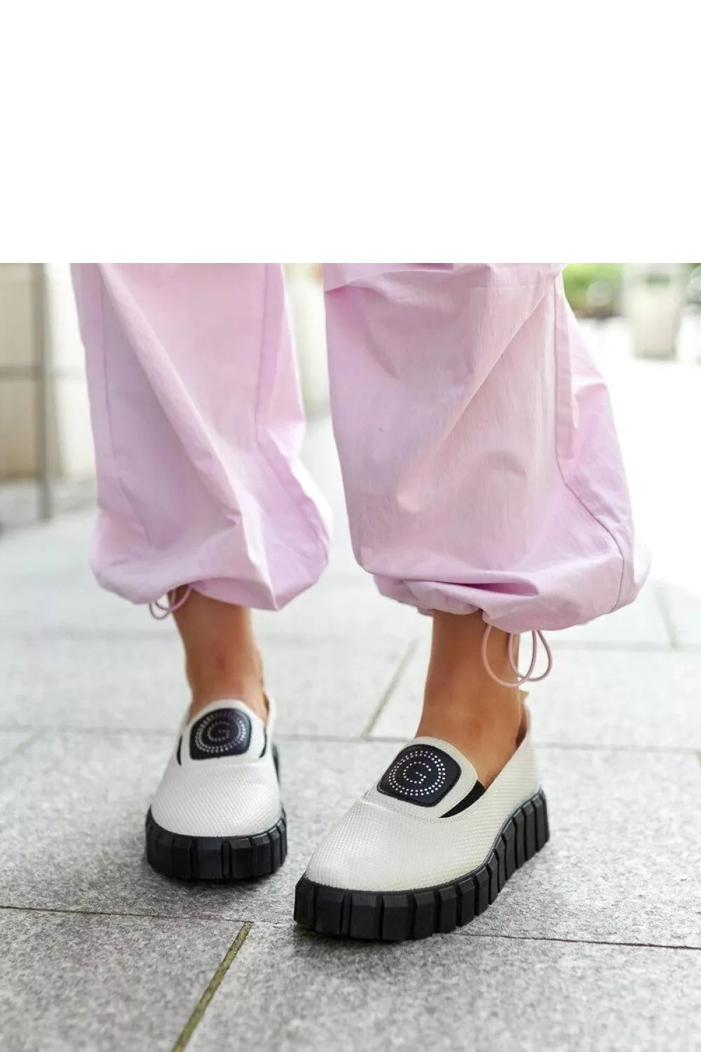 Pusbačiai, modelis 206461, Solea