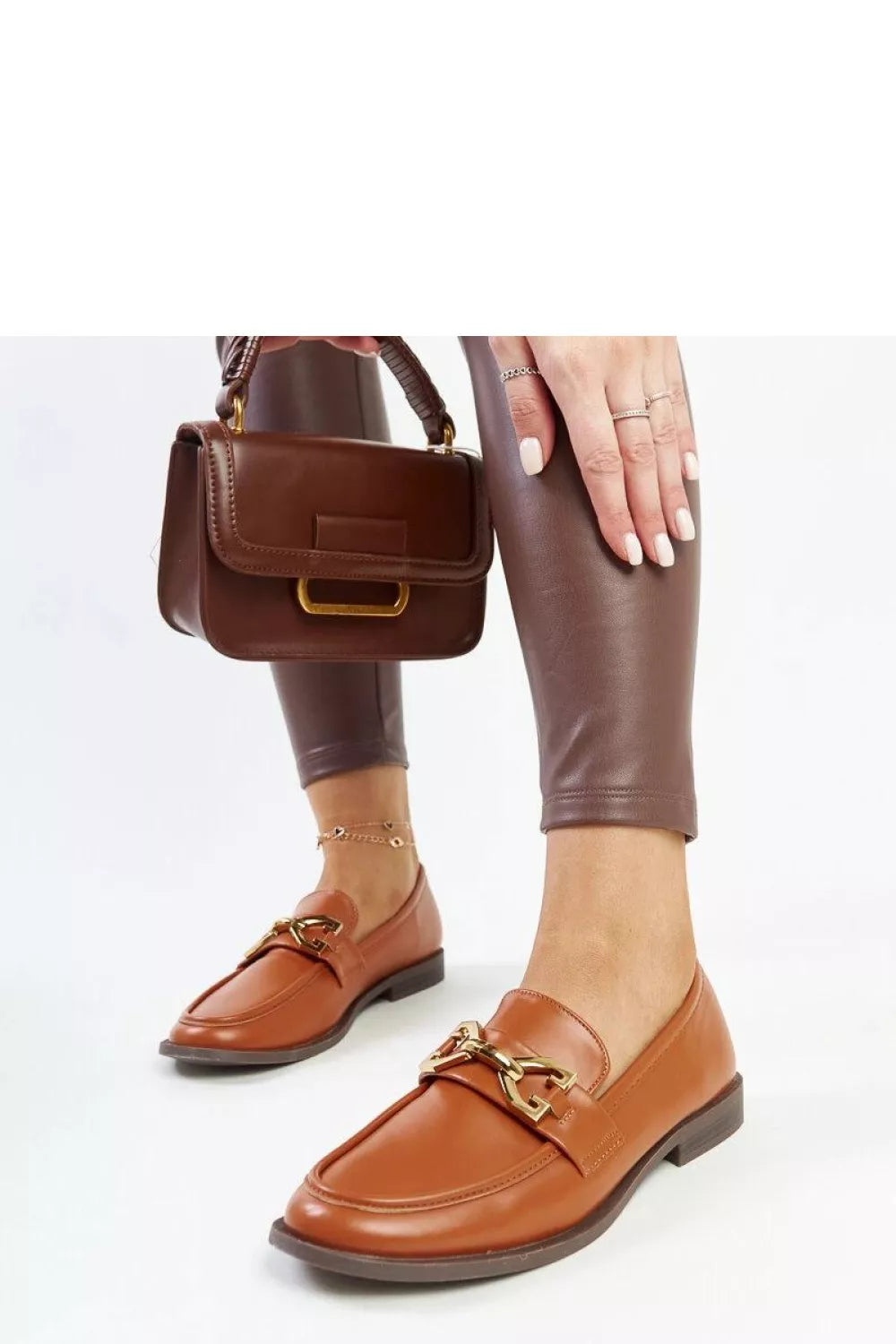 Pusbačiai, modelis 206468 Solea