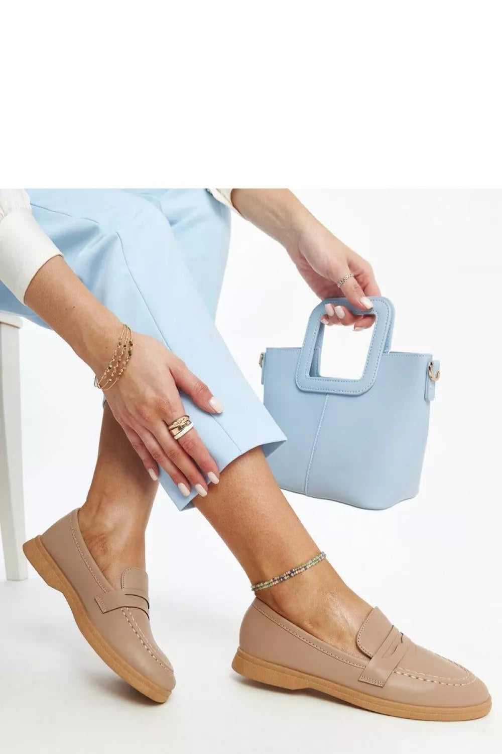 Pusbačiai, modelis 206470, Solea