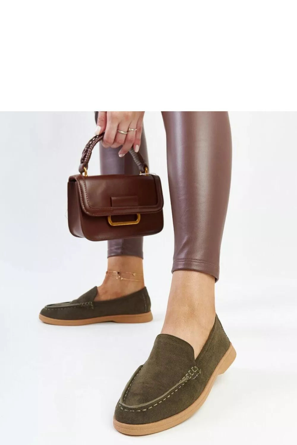 Pusbačiai, modelis 206472, padas