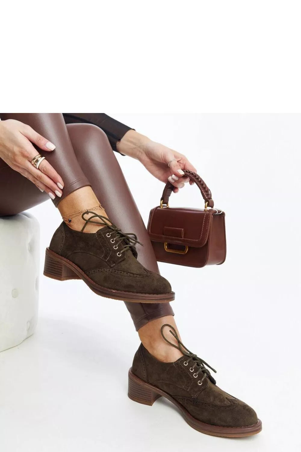 Pusbačiai, modelis 206473 Solea