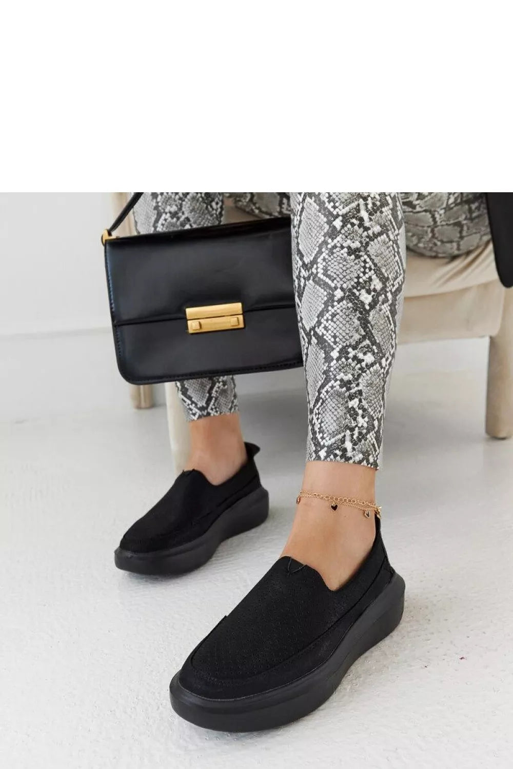 Pusbačiai, modelis 206474 Solea