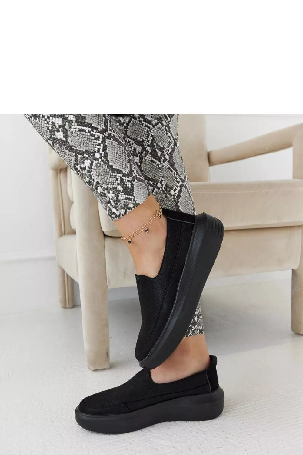 Pusbačiai, modelis 206474 Solea