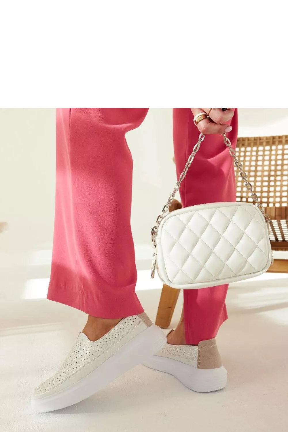 Pusbačiai, modelis 206476 Solea