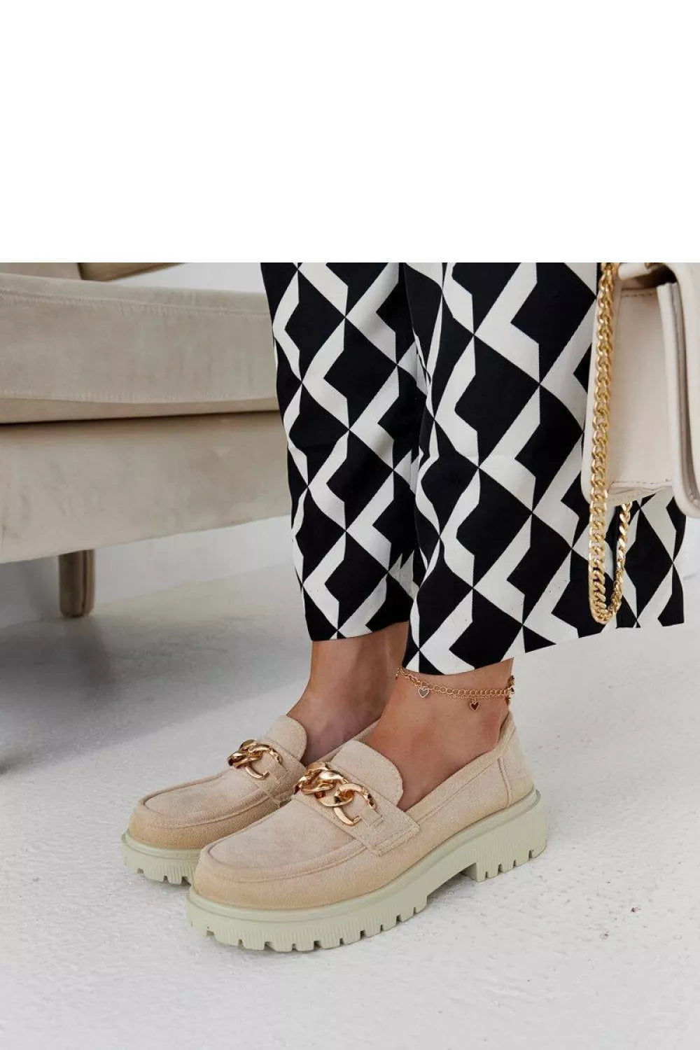 Pusbačiai, modelis 206477, Solea