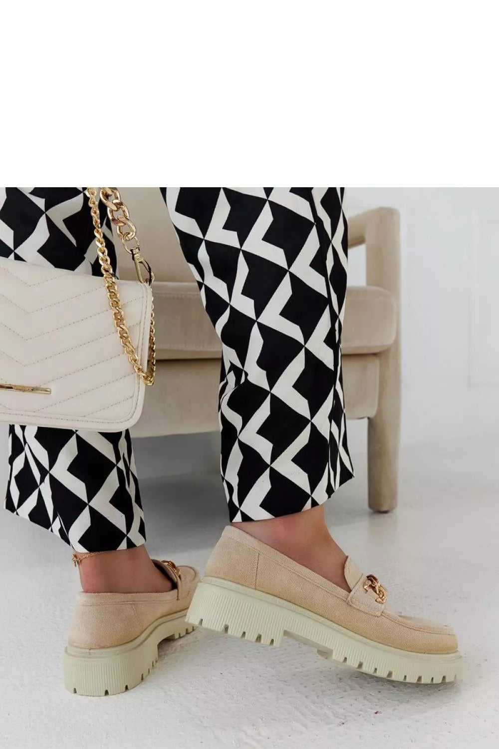 Pusbačiai, modelis 206477, Solea