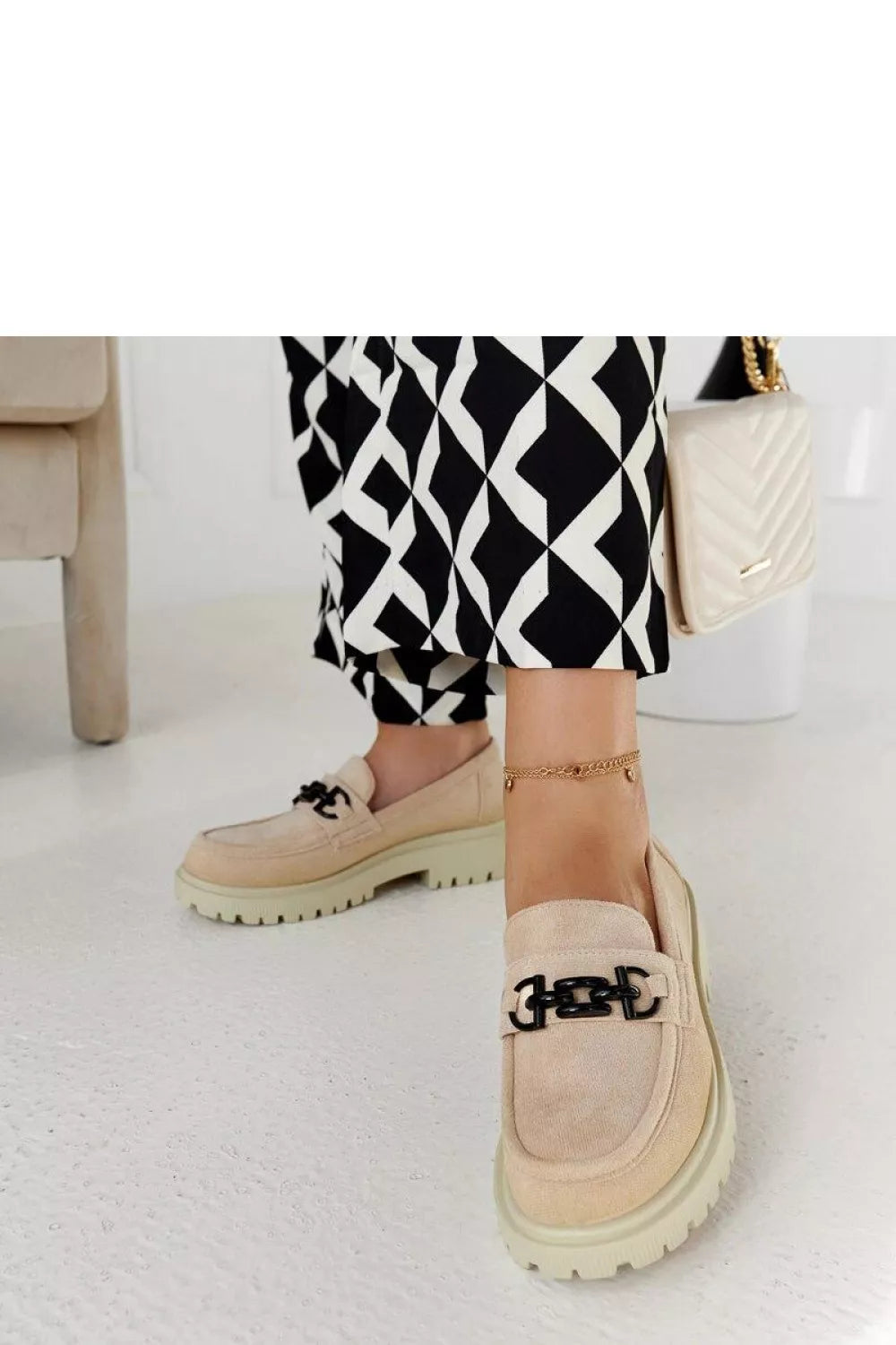 Pusbačiai, modelis 206478 Solea