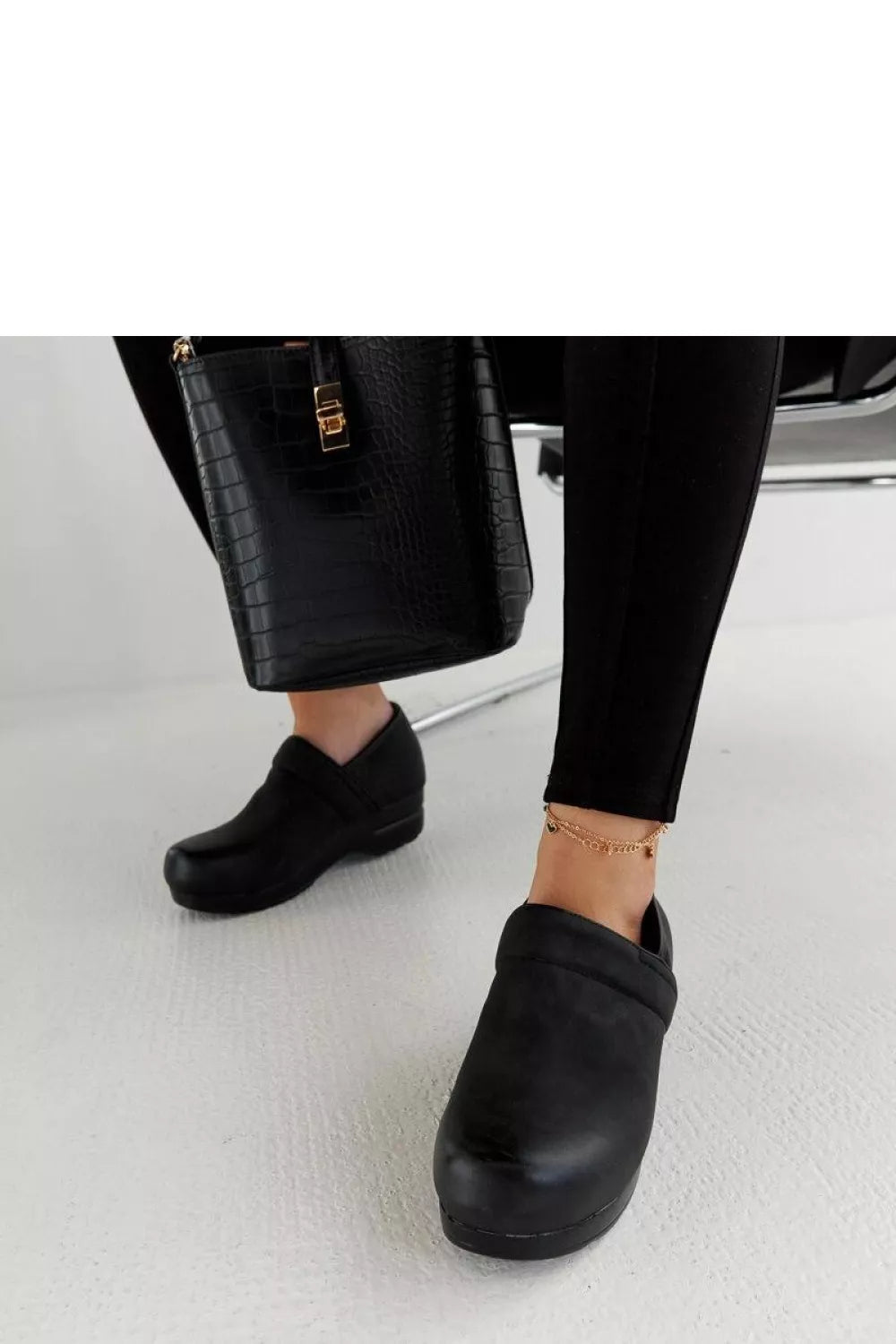 Pusbačiai, modelis 206480, Solea