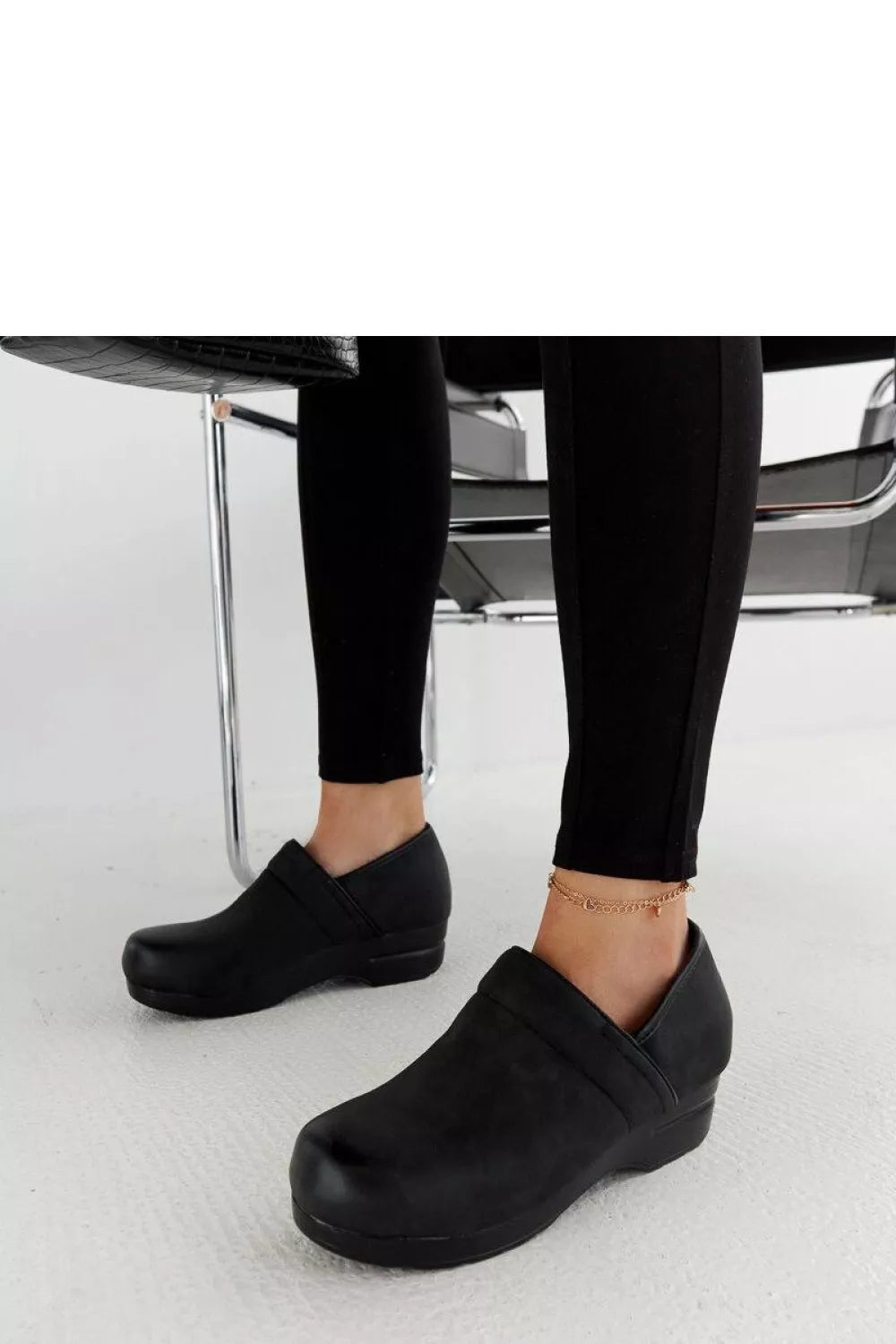 Pusbačiai, modelis 206480, Solea