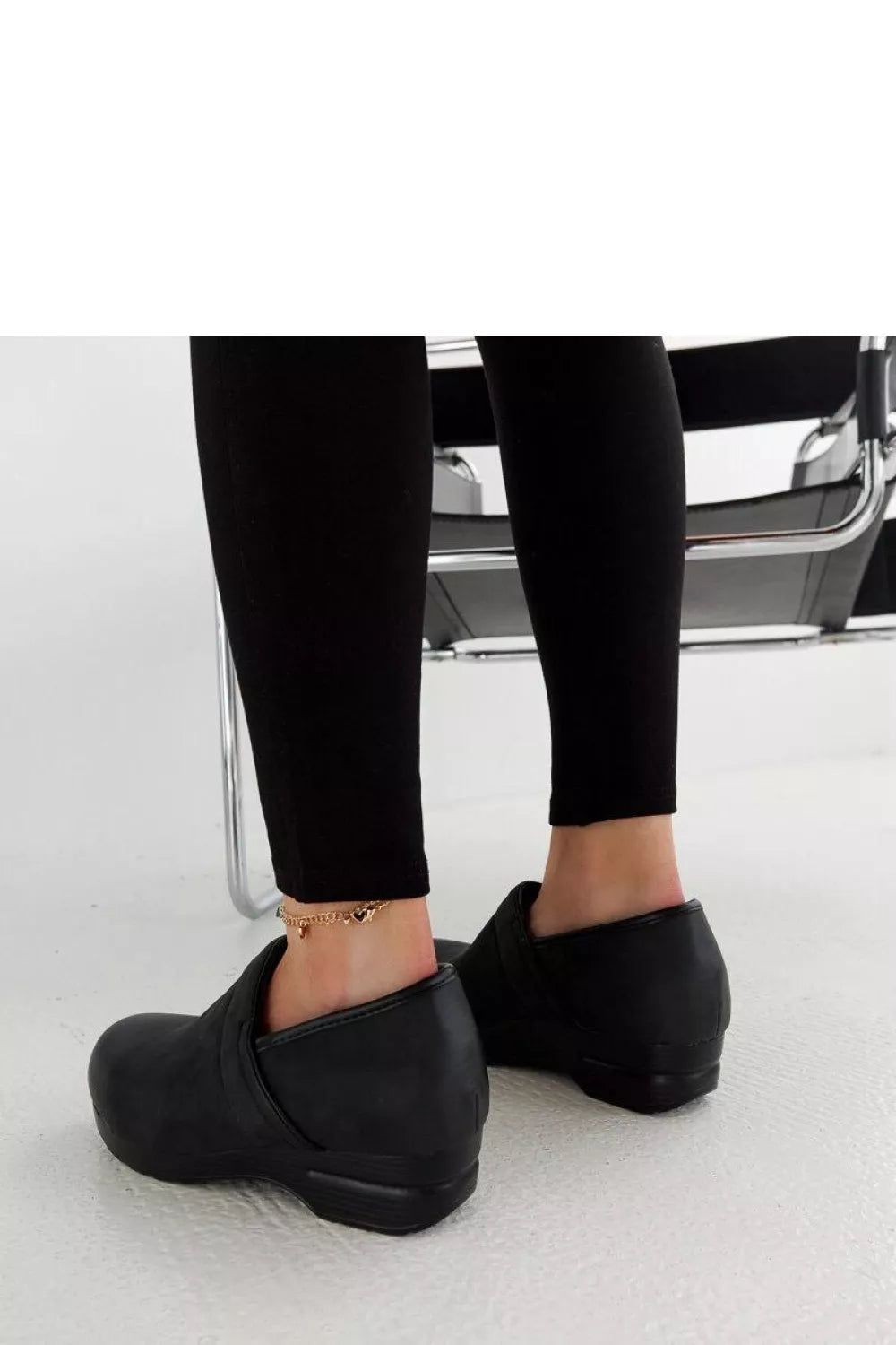 Pusbačiai, modelis 206480, Solea