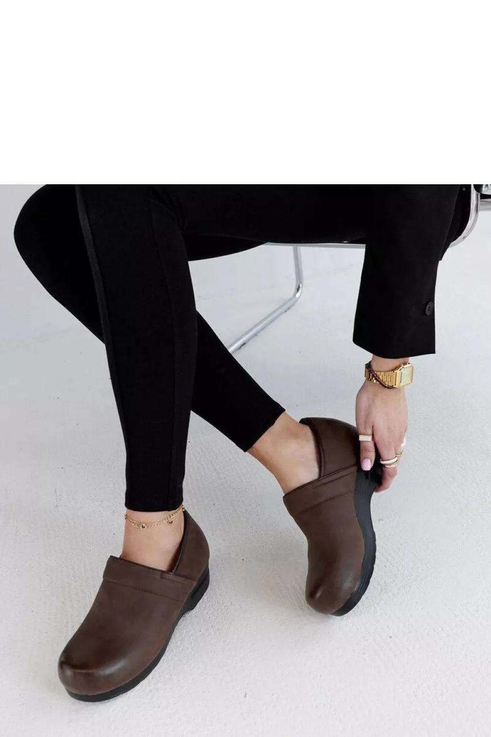 Pusbačiai, modelis 206481 Solea