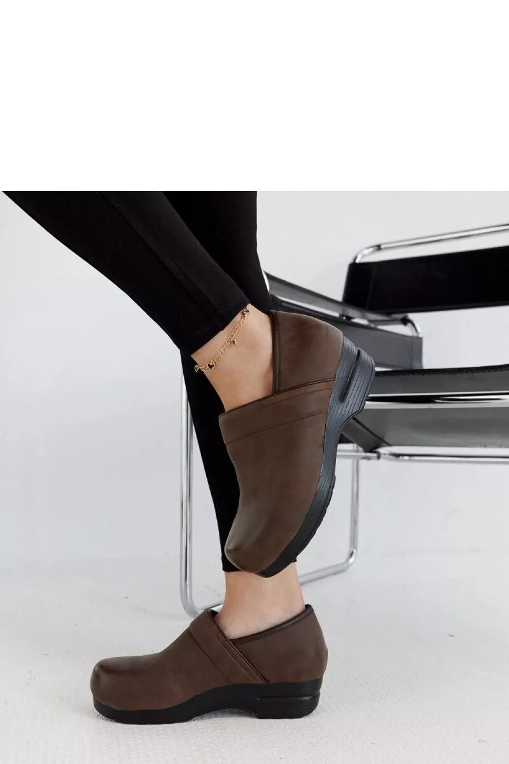 Pusbačiai, modelis 206481 Solea