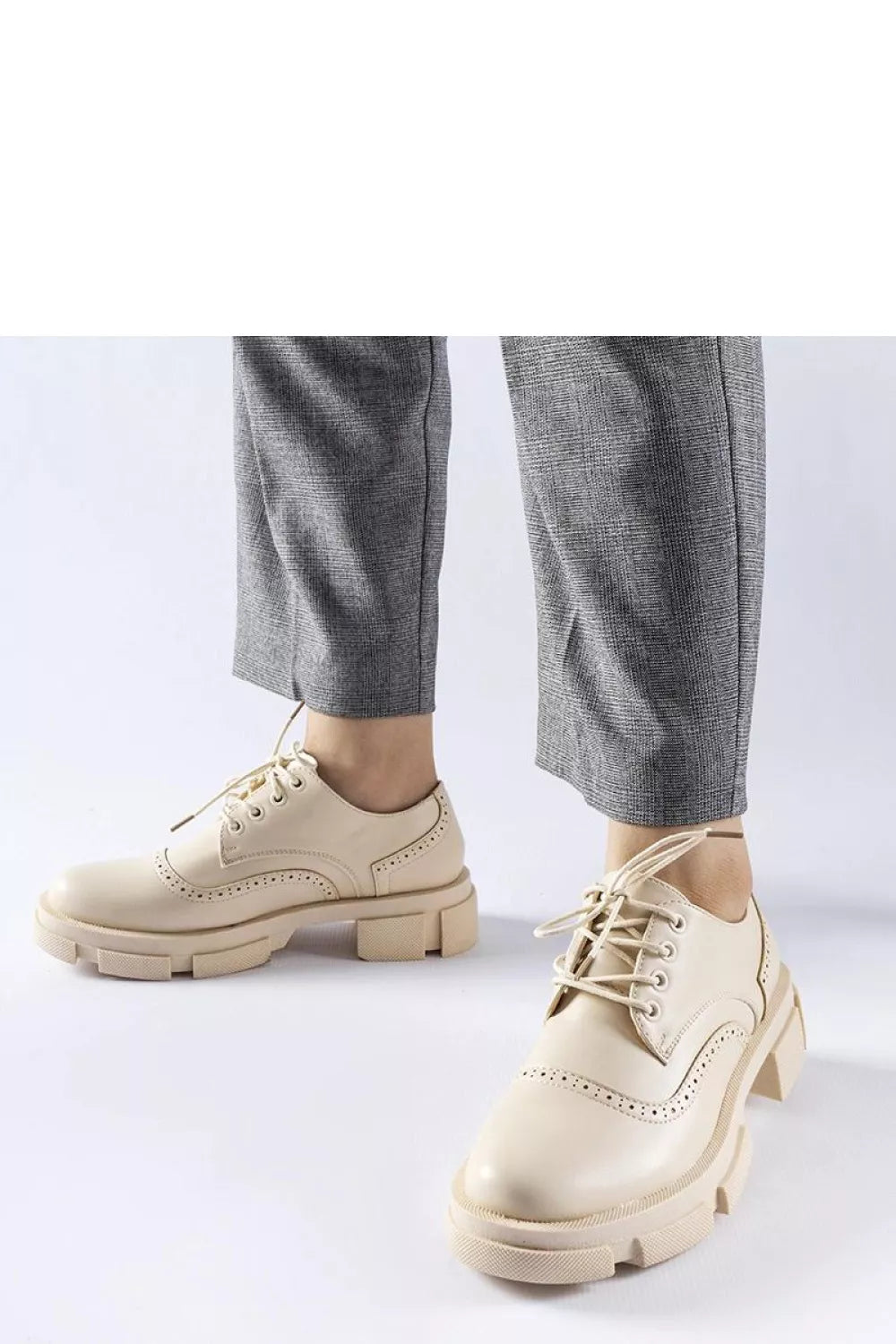 Pusbačiai, modelis 206483 Solea