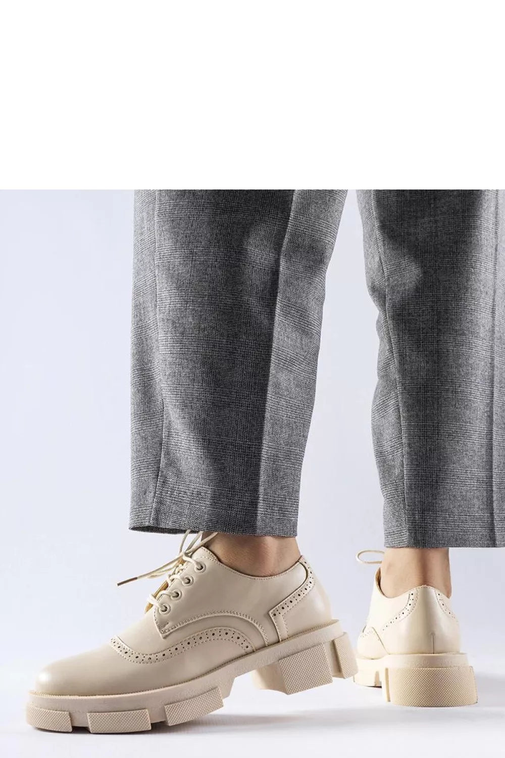 Pusbačiai, modelis 206483 Solea