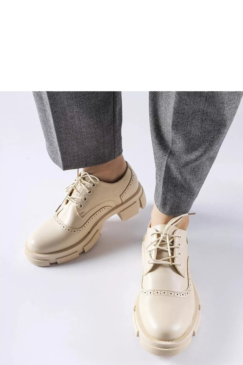 Pusbačiai, modelis 206483 Solea