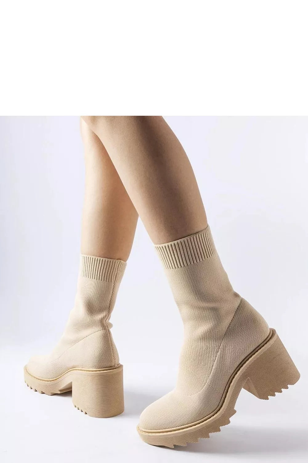 Auliniai batai su kulnais, modelis 206510 Solea