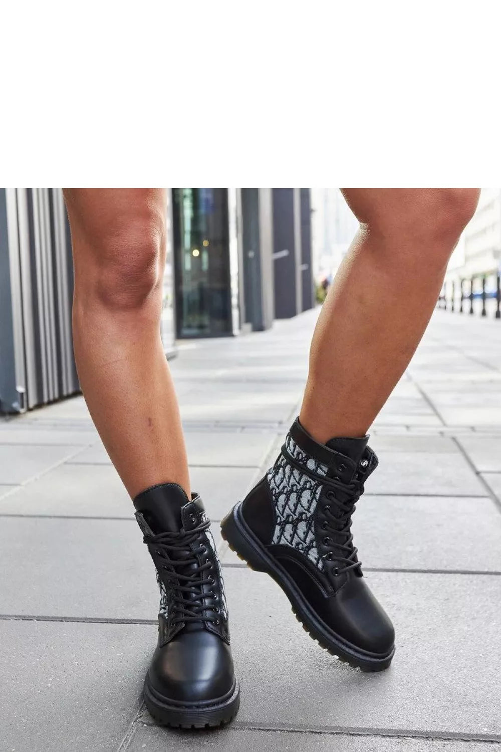 Batai, modelis 206531 Solea