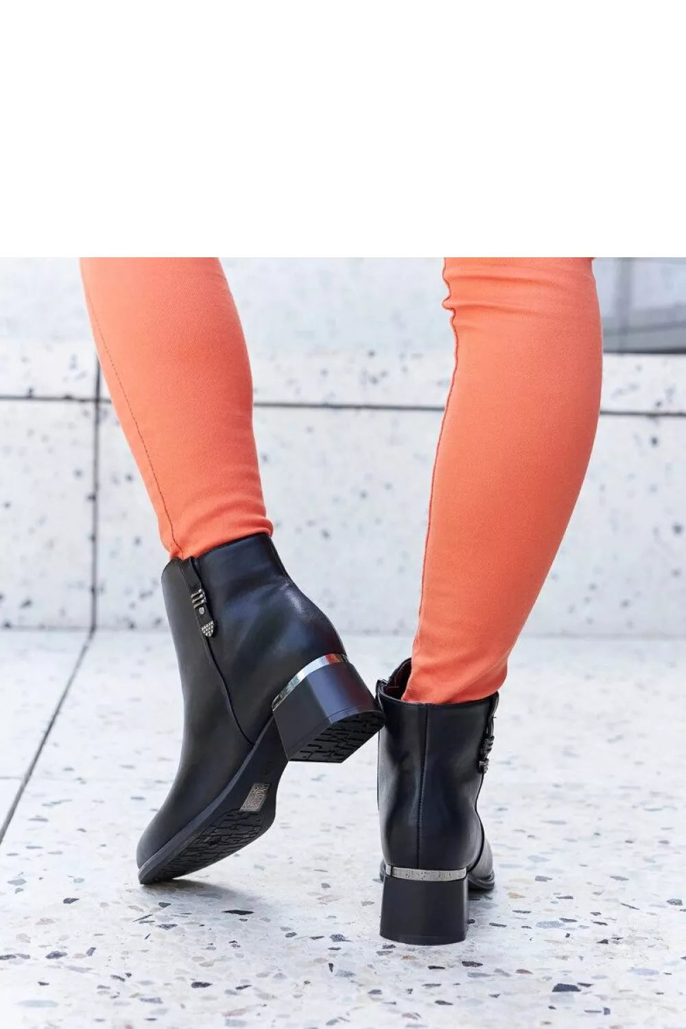 Auliniai batai su kulnais, modelis 206548, Solea