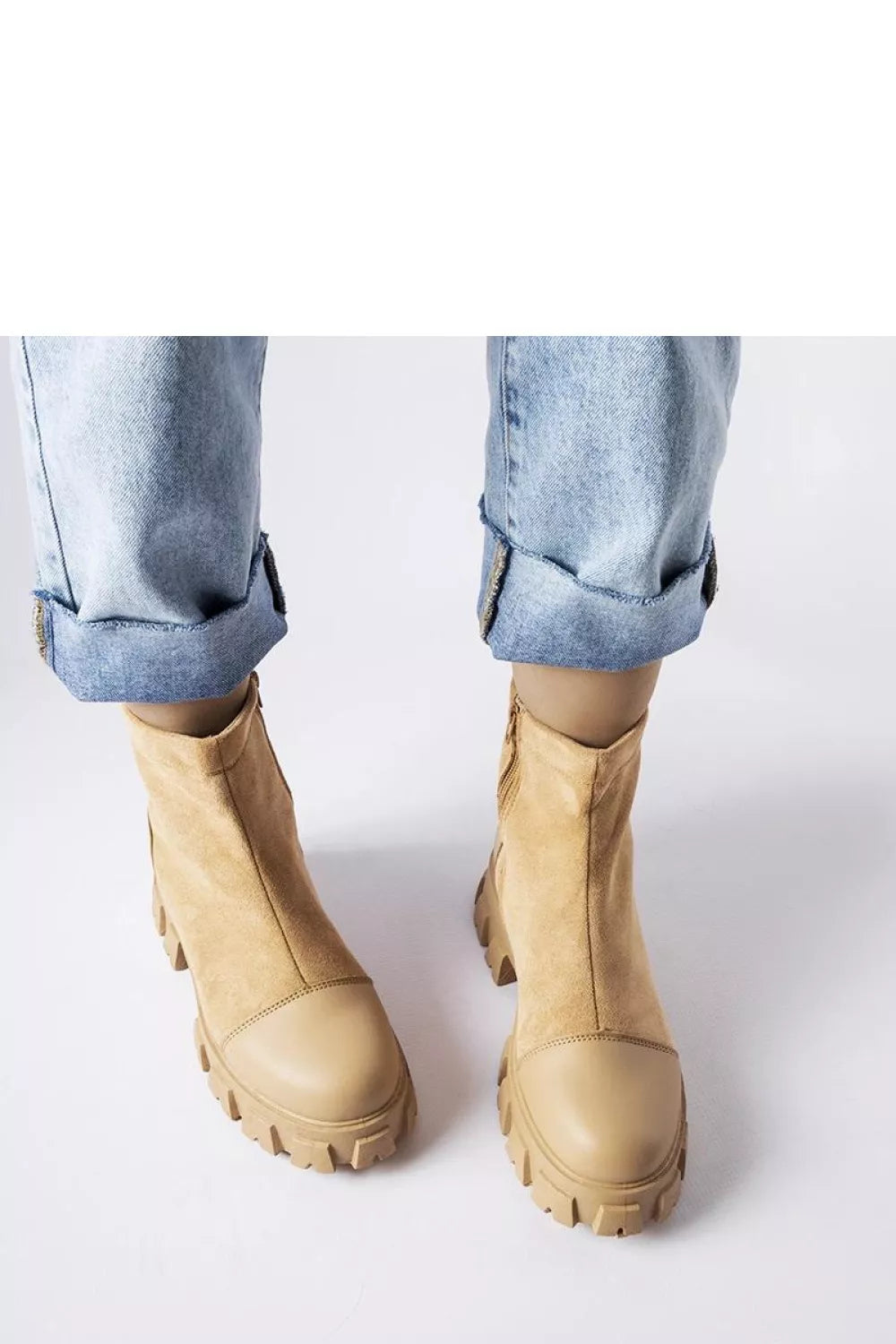 Batai, modelis 206559 Solea